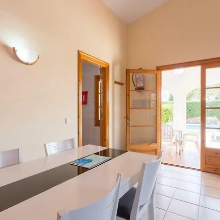 Noixa * Cala'N Bosch (Menorca)